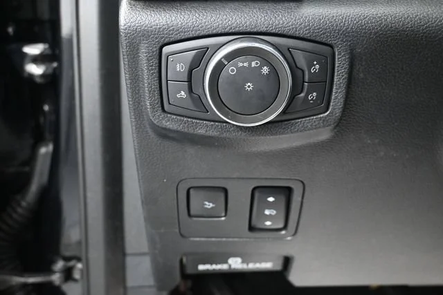 Used 2021 Agate Black Metallic Ford XL image 13
