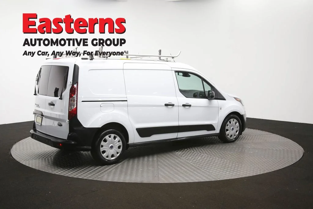 Used 2022 White Ford XL image 44