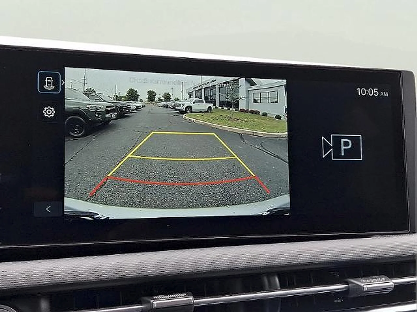 Used 2025 Shimmering Silver Hyundai SEL image 15