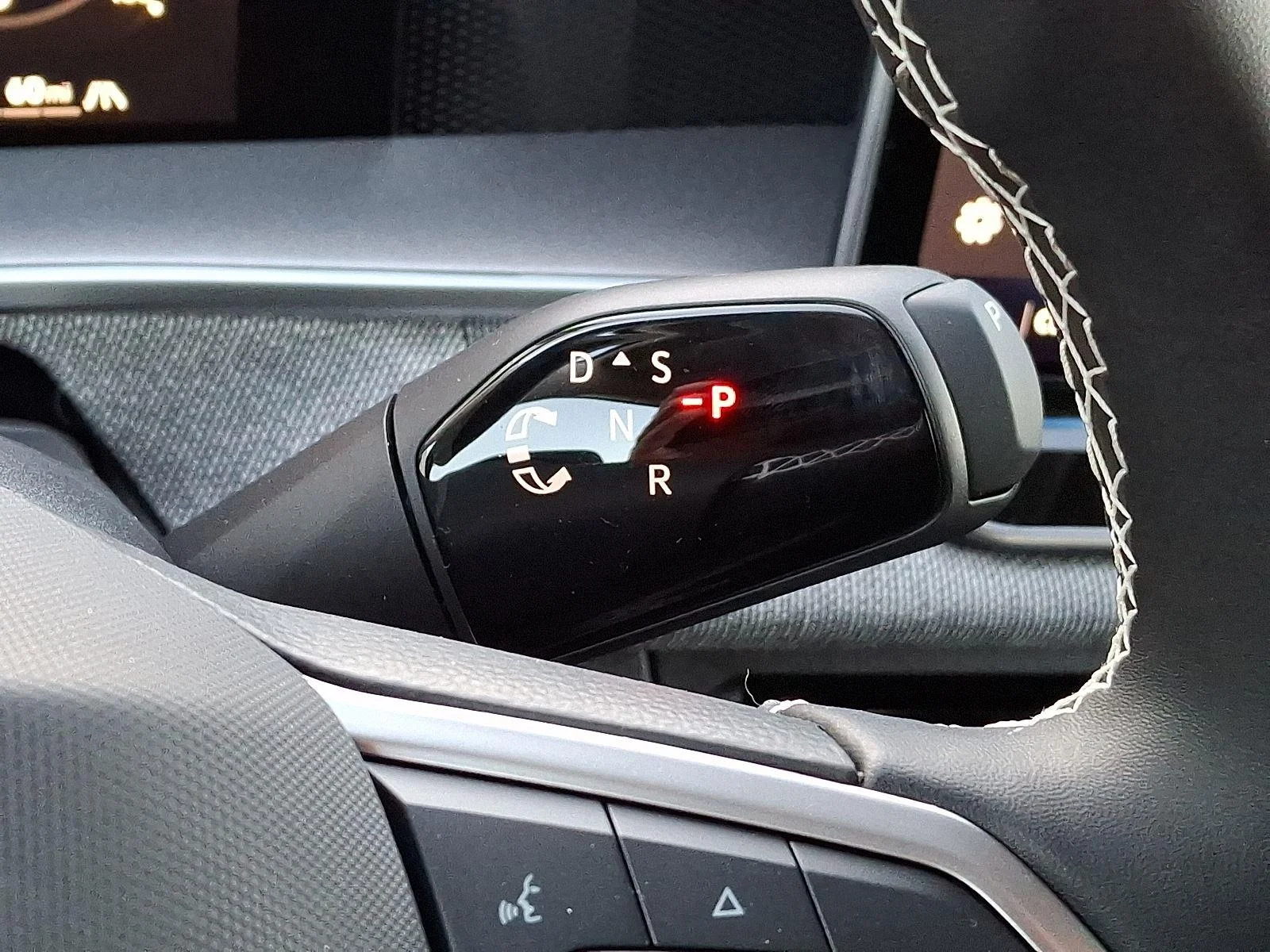 New 2026 0Q0Q/PUREWHITE Volkswagen S image 13