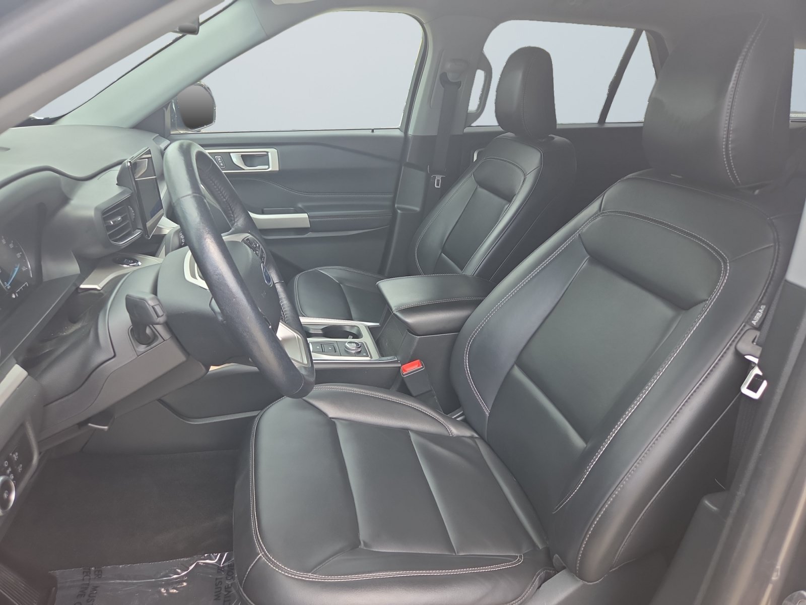 Used 2023 Gray Metallic Ford XLT image 9