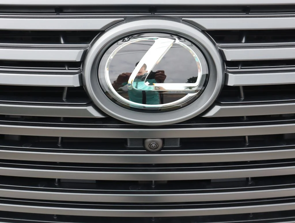 Used 2026  Lexus 700h Overtrail image 18