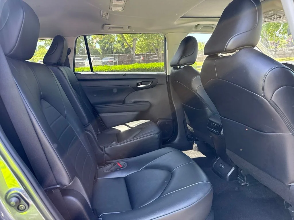 Used 2023 Magnetic Gray Metallic Toyota XLE image 23
