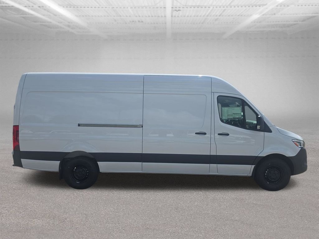 New 2026 Arctic White Mercedes-Benz Cargo 170 WB image 6