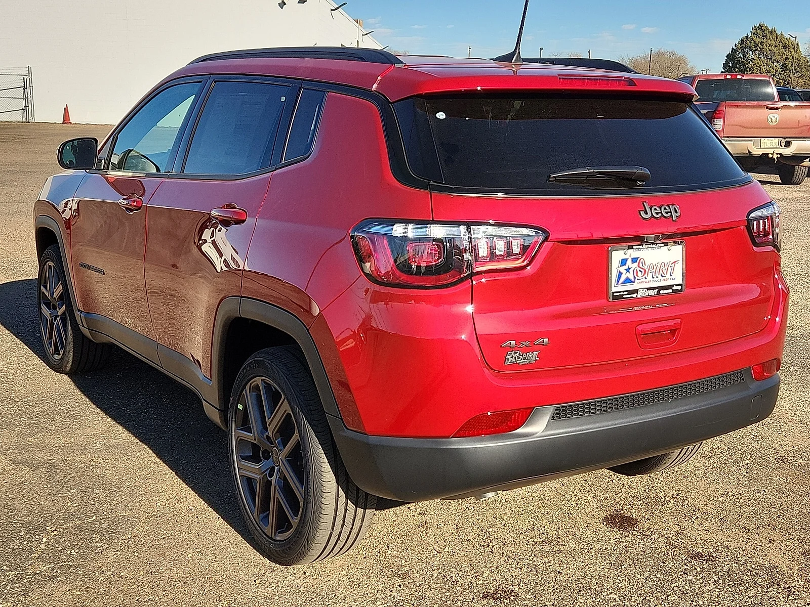 New 2026 PR6 Red Hot Pea Jeep LATITUDE ALTITUDE 4X4 image 3