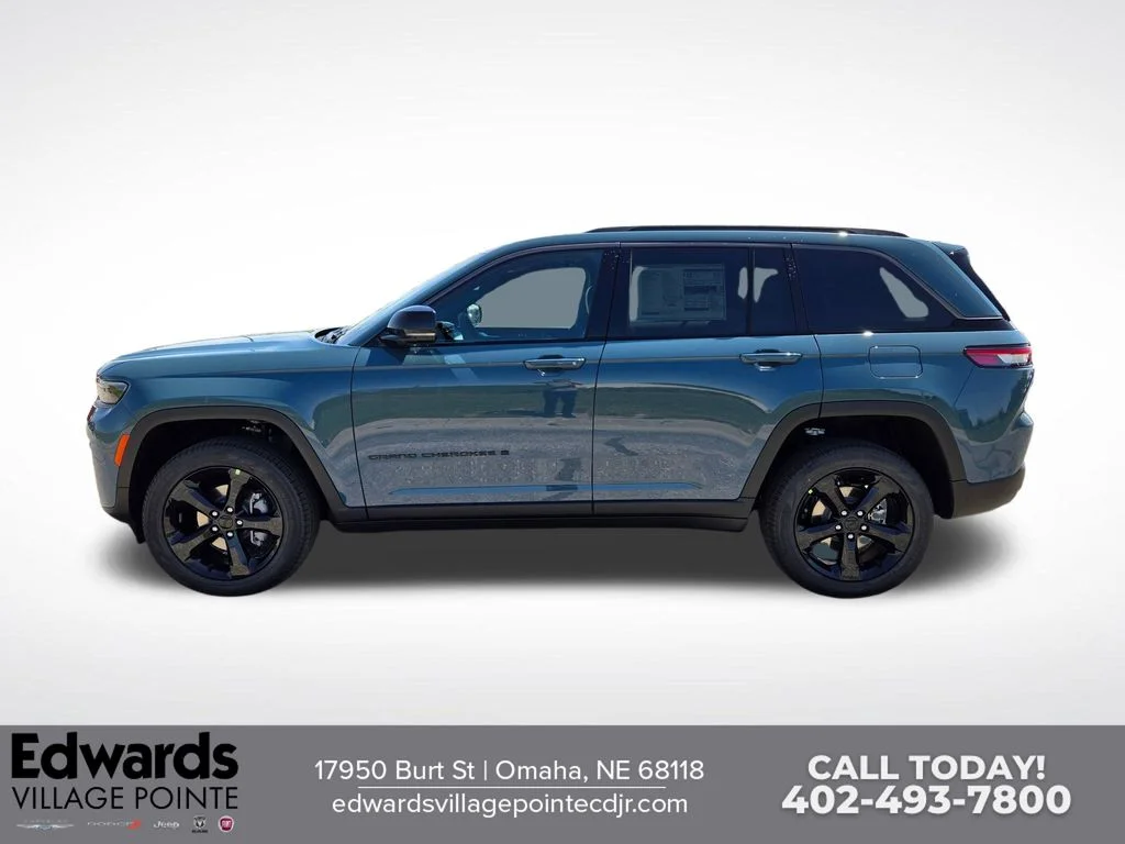 New 2026 Steel Blue Exterior Paint Jeep Limited image 6