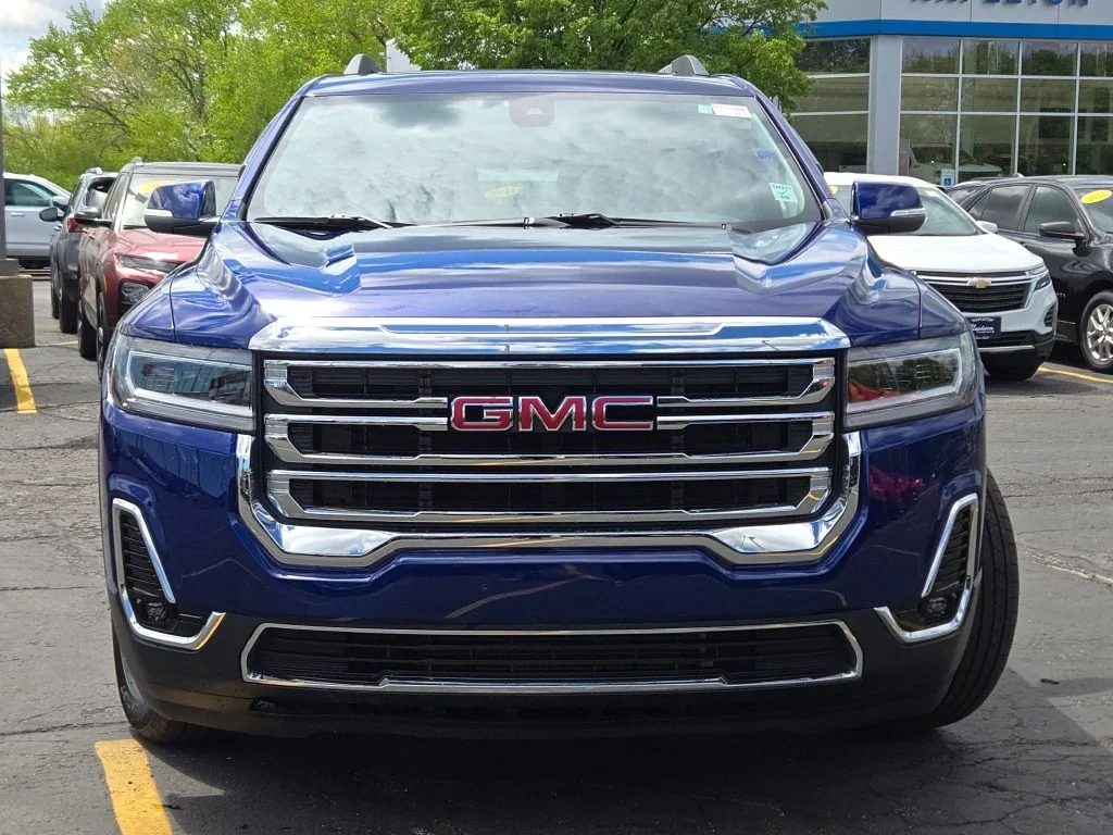 Used 2023 Blue GMC SLT image 4
