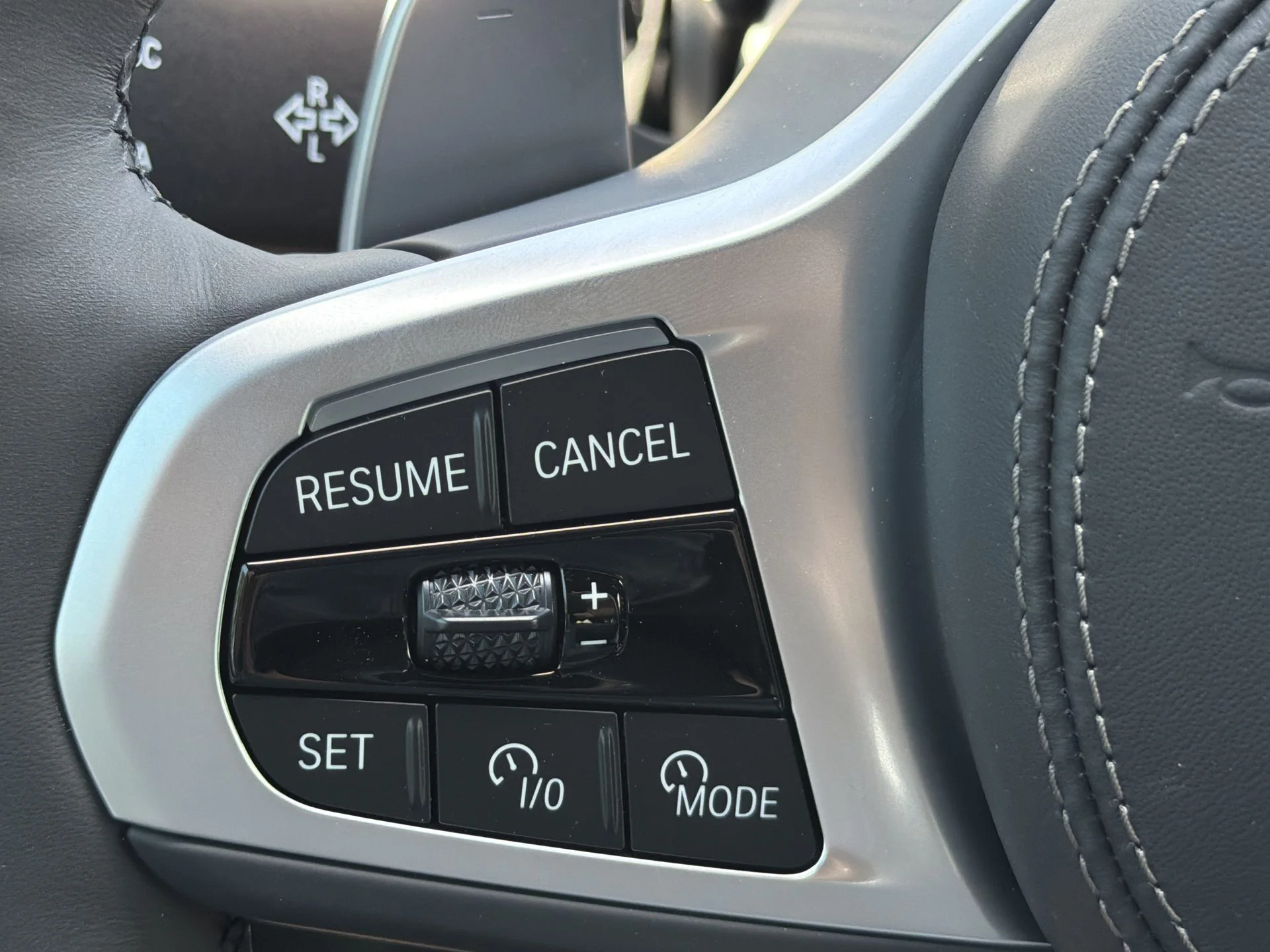 New 2026 Black Sapphire Metallic BMW sDrive40i image 35