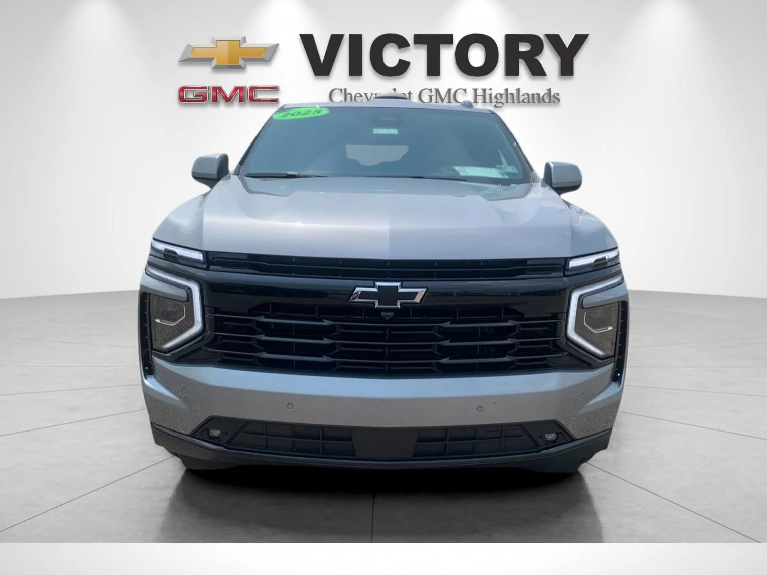 Used 2025 Sterling Gray Metallic Chevrolet RST image 8