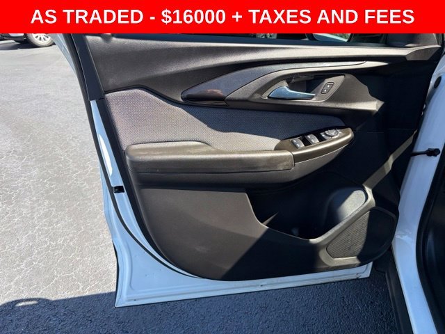 Used 2023 White Chevrolet LT image 12
