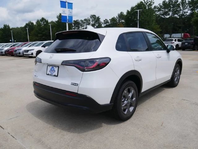 Used 2027 Platinum White Pearl Honda LX image 3