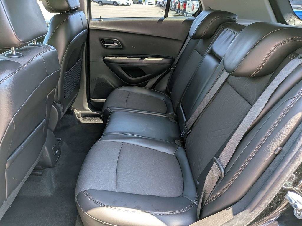 Used 2022 Black Chevrolet LT image 14