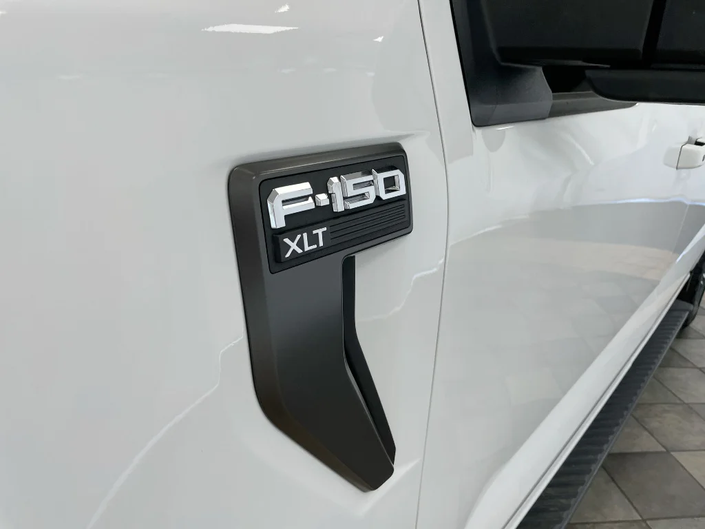 Used 2023 WHITE Ford XLT image 31