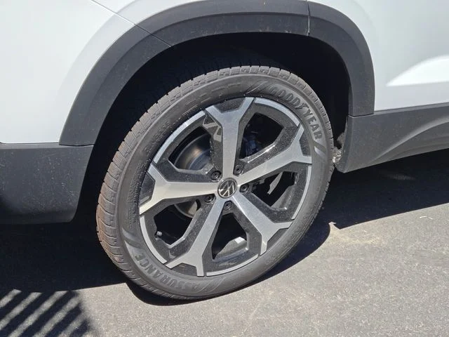 New 2026 White Volkswagen 1.5T SEL image 4