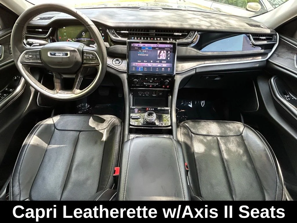 Used 2023 Silver Jeep 4xe image 10