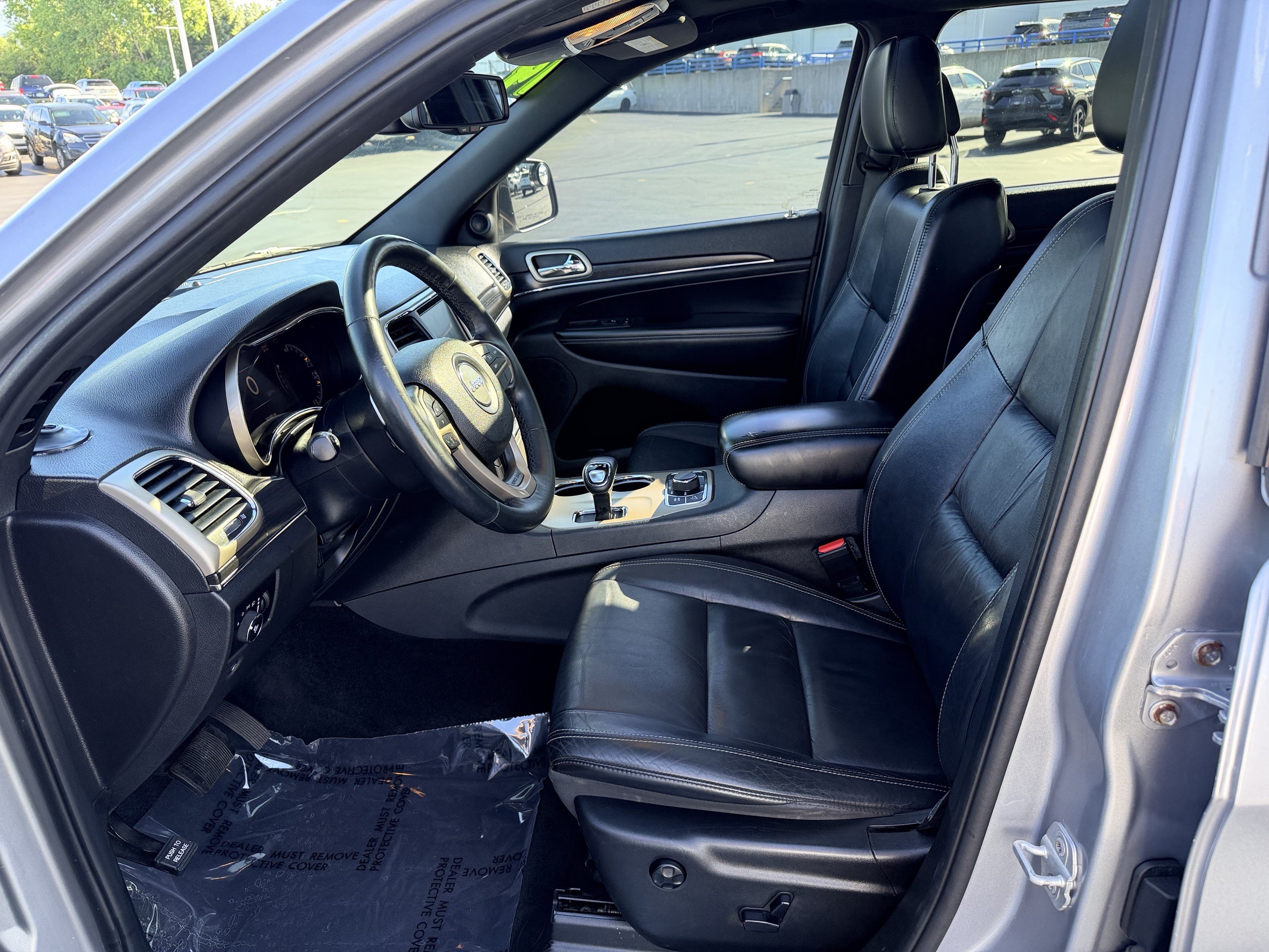 Used 2014 Silver Jeep Limited image 5