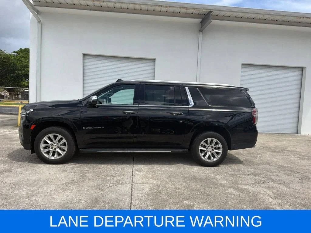 Used 2023 BLACK Chevrolet Premier image 4