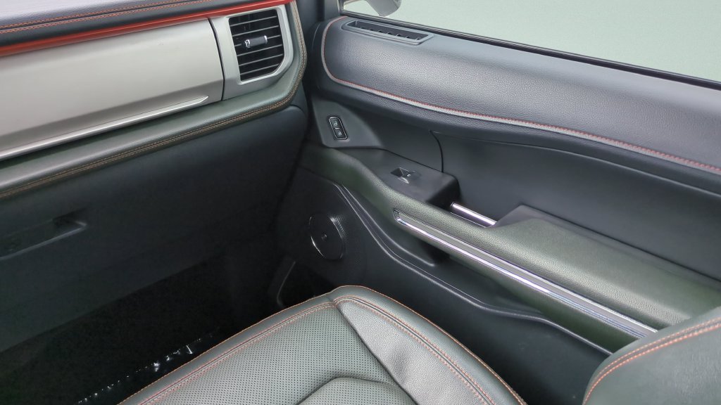 Used 2022 White Ford Timberline image 13