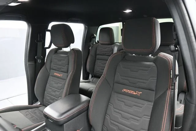 Used 2025 Gray Nissan PRO-X image 27