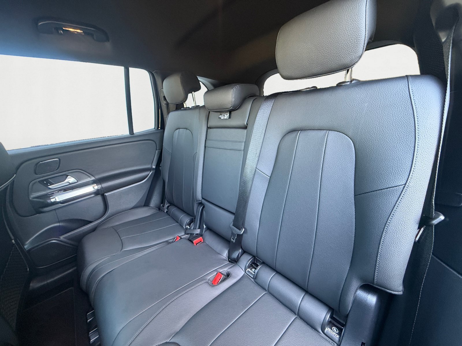Certified Used 2025 Black Mercedes-Benz GLB 250 image 13