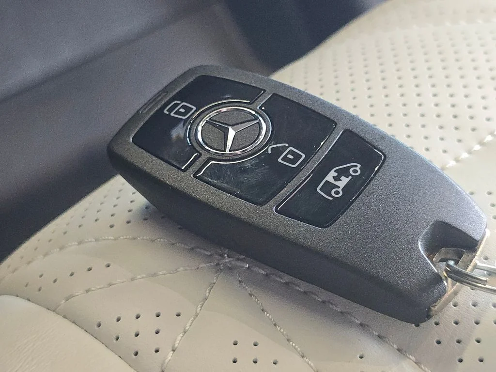 Used 2026 Obsidian Black Metallic Mercedes-Benz Cargo 170 WB image 36