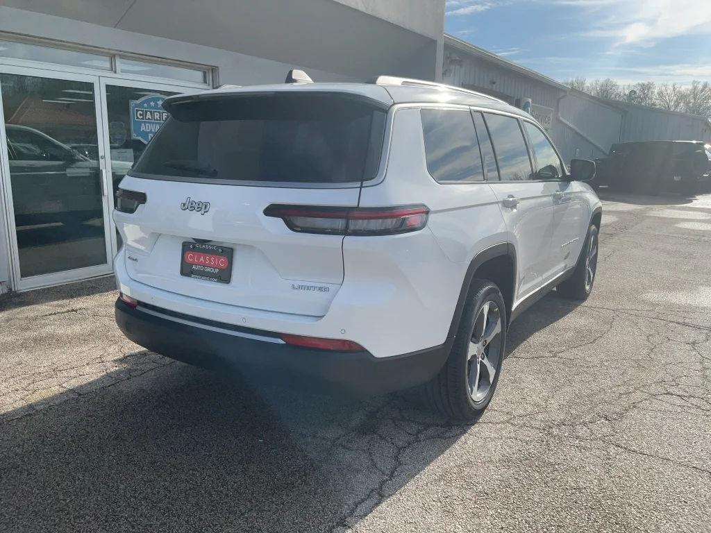New 2026 Bright White Clearcoat Jeep Limited 4x4 image 5