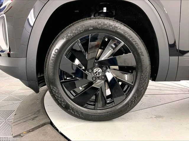 New 2026 Black Volkswagen SE w/Technology image 13