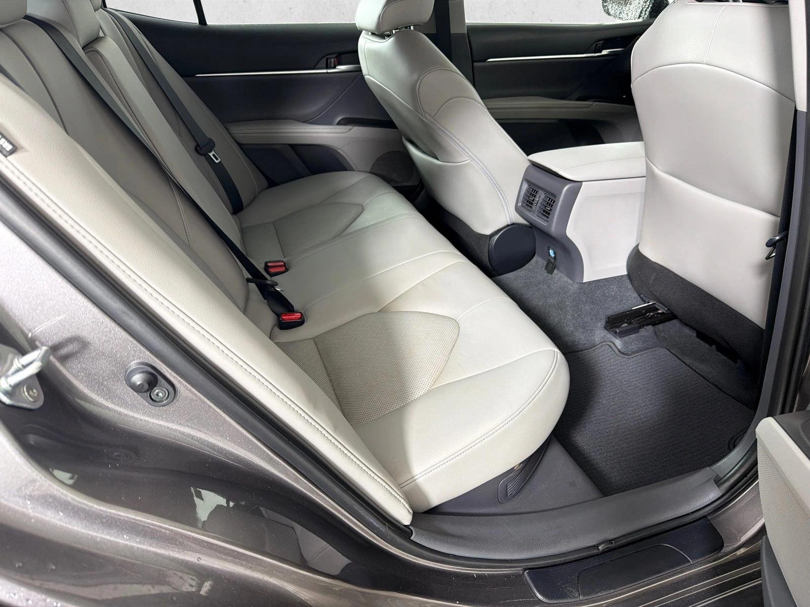 Used 2022 Celestial Silver Metallic Toyota Hybrid XLE image 15