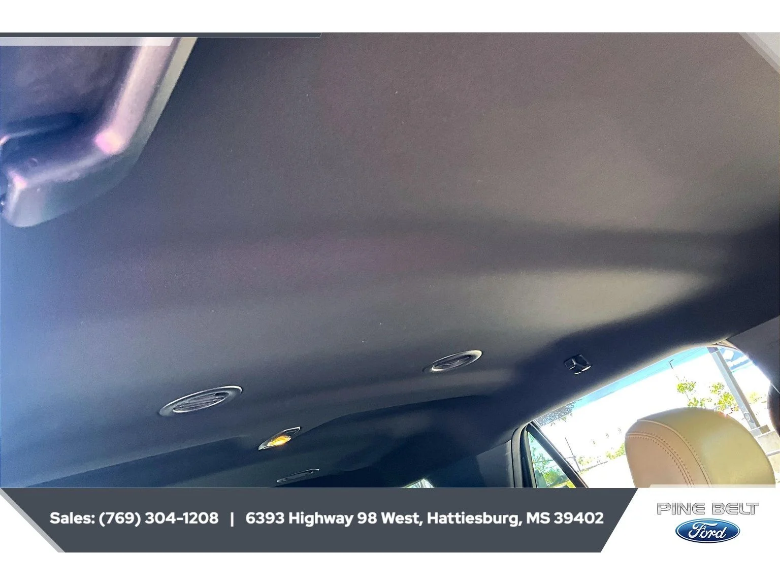 Used 2016 Ruby Red Metallic Tinted Clearcoat Ford Limited image 16