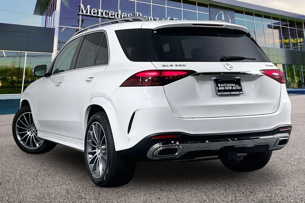 New 2026 White Mercedes-Benz GLE 350 image 3