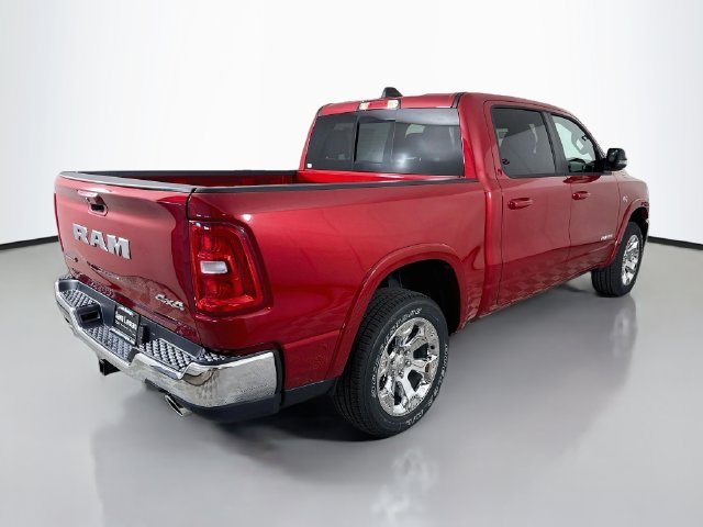 New 2027 Molten Red Pearl-Coat Exterior Paint RAM Big Horn/Lone Star image 7