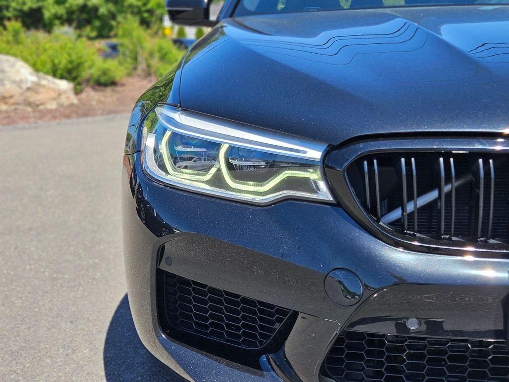 Used 2020 Black Sapphire Metallic BMW Base image 9