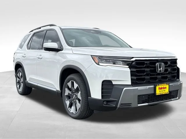 2026 Honda Pilot Touring AWD's photo