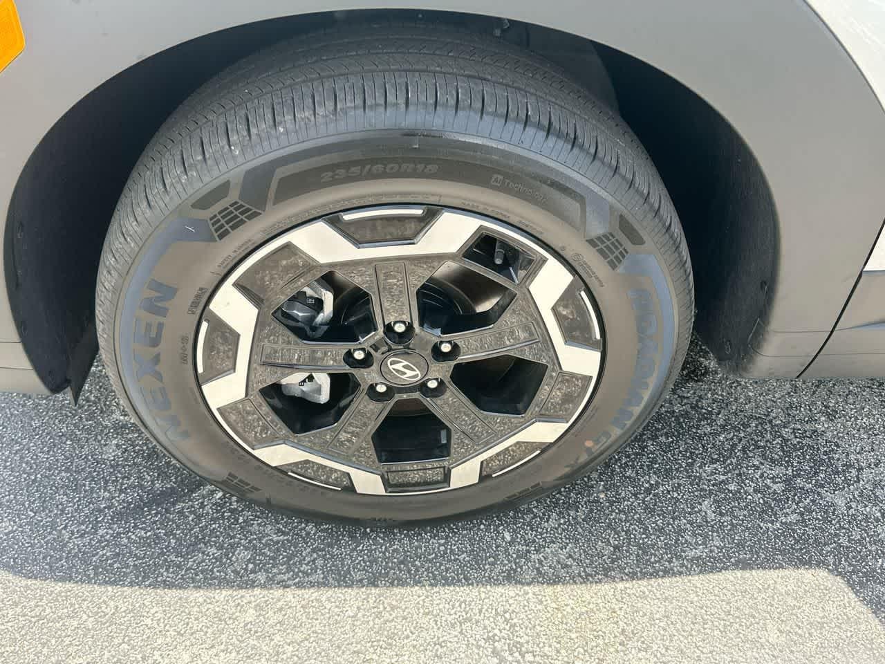 New 2026 Shimmering Silver Hyundai SEL FWD image 40