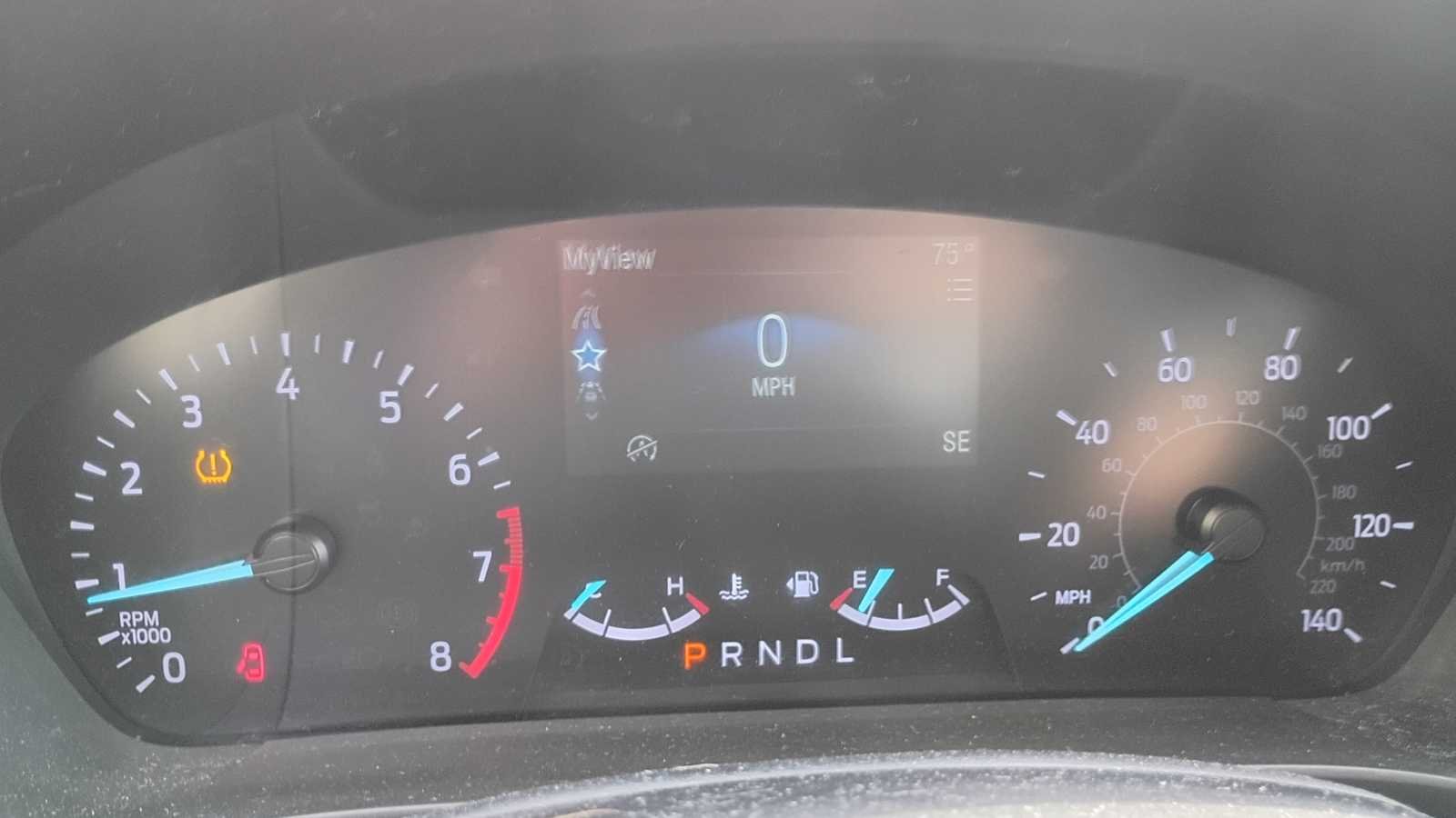 Used 2018 Ruby Red Metallic Tinted Clearcoat Ford SE image 6