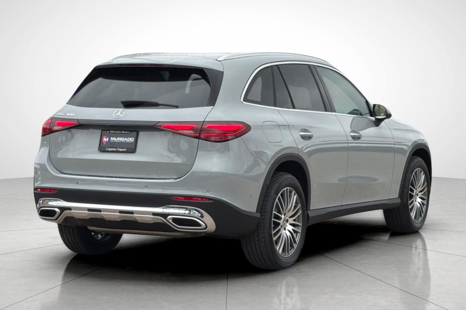New 2026 MANUFAKTUR Alpine Grey Mercedes-Benz GLC 300 image 13
