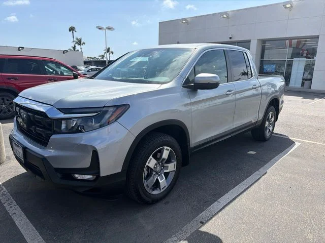 2025 Honda Ridgeline RTL AWD's photo