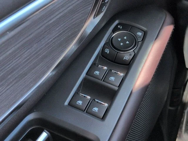 New 2026 Agate Black Metallic Ford Platinum® image 24