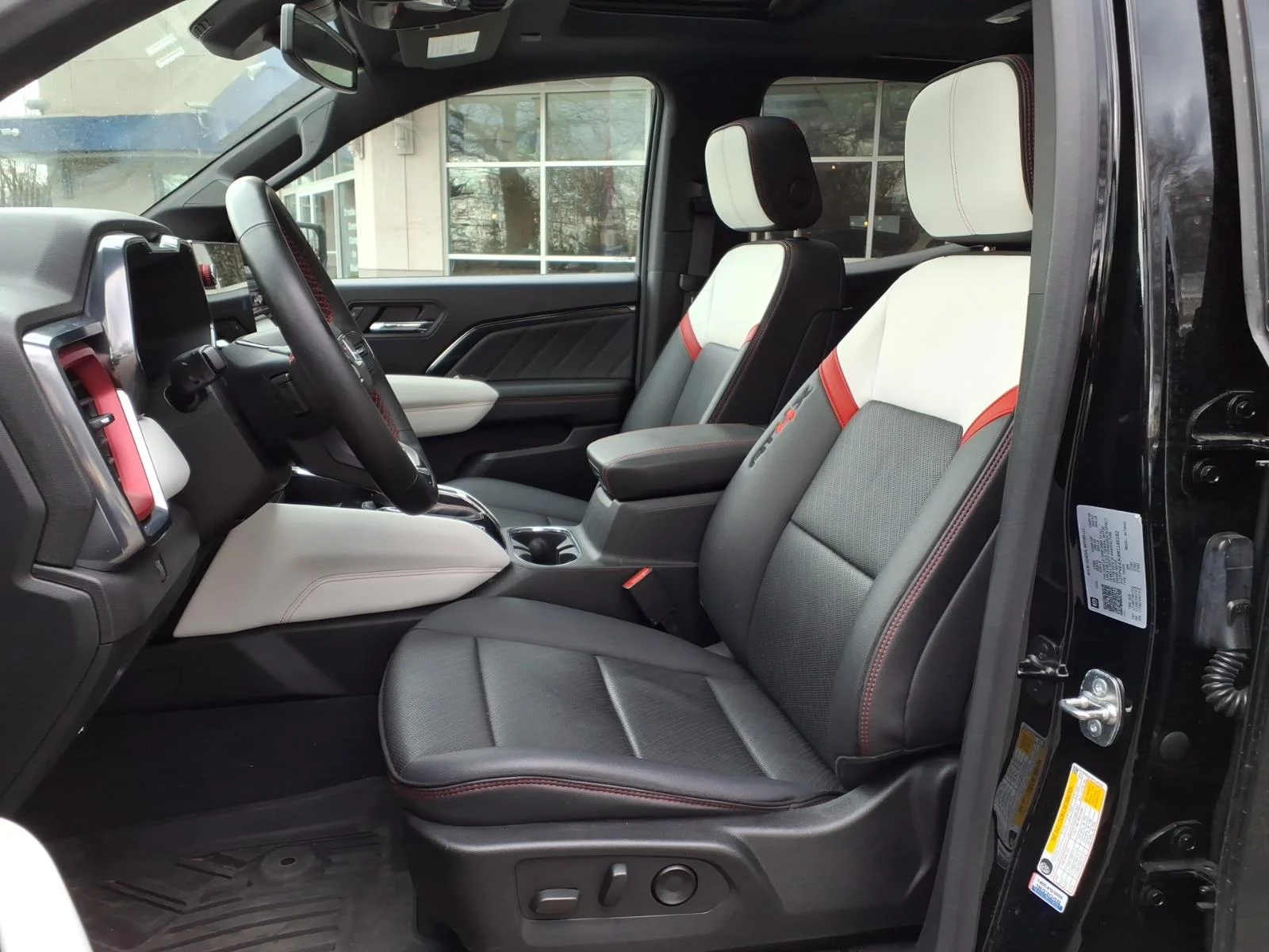 Used 2024 Onyx Black GMC AT4X image 20