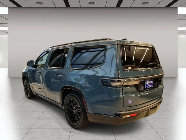 New 2026 Steel Blue Exterior Paint Jeep Limited image 6