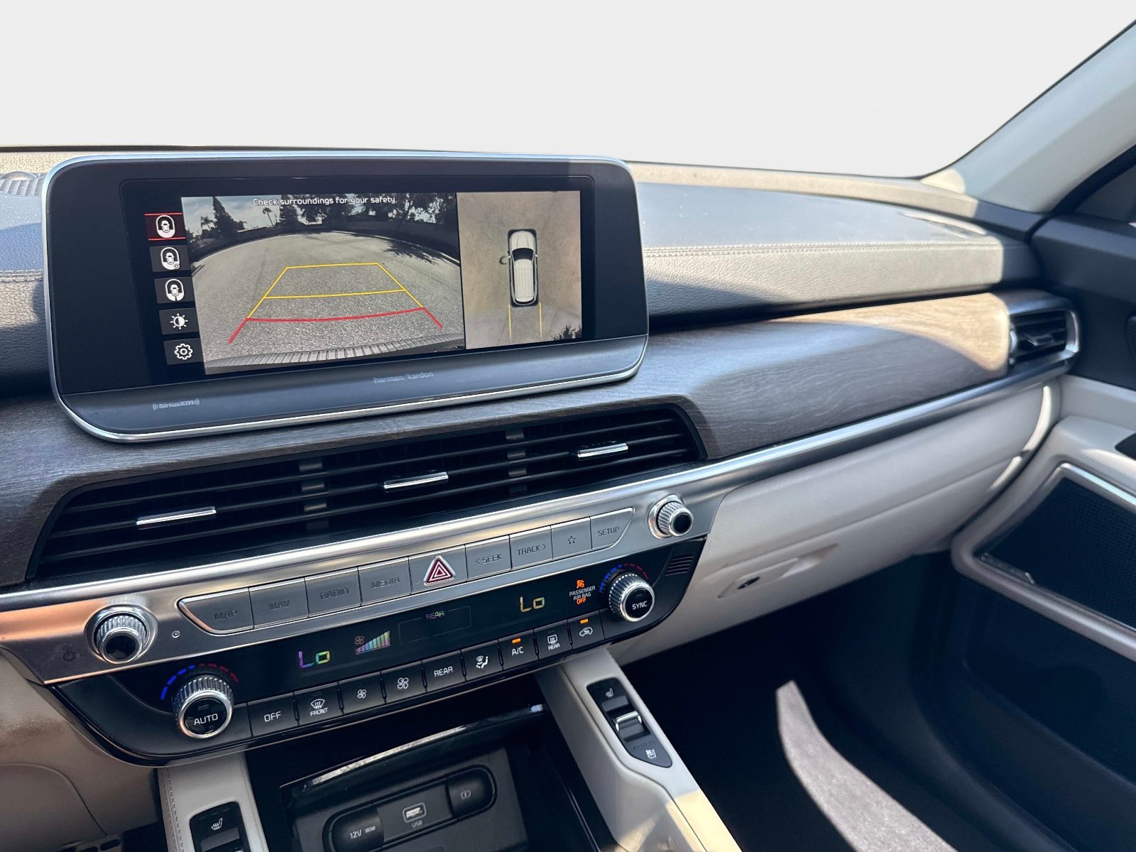Used 2020 Dark Moss Kia SX image 26