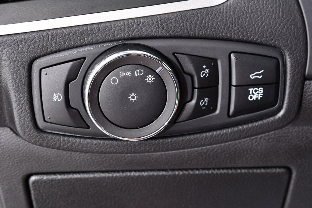 Used 2024 Green Metallic Ford SEL image 32