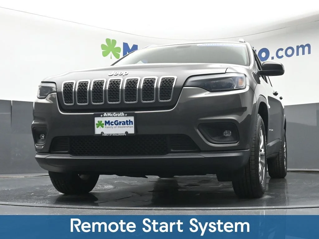 Used 2019 Gray Jeep Latitude Plus image 8