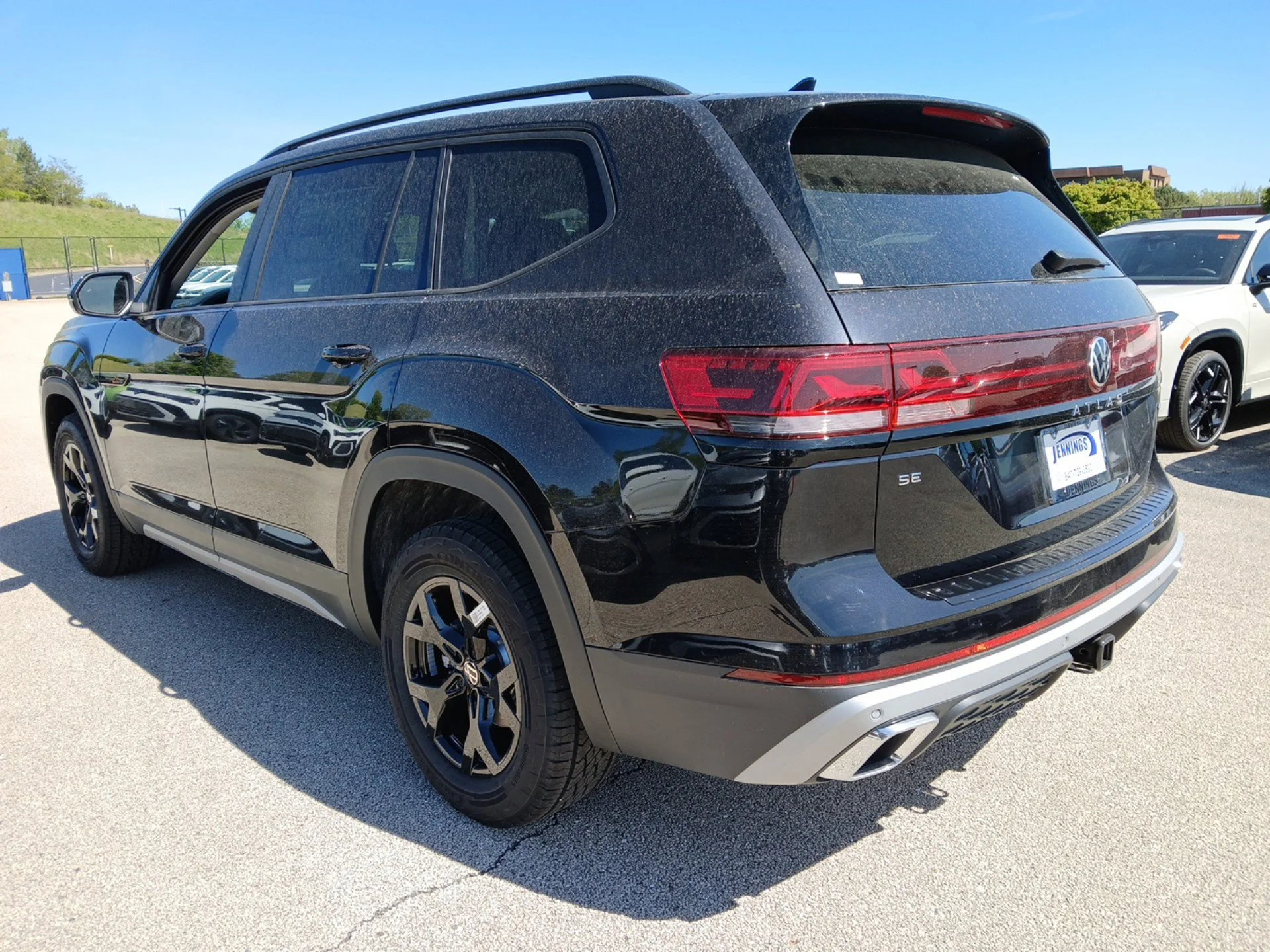 New 2026 Deep Black Pearl Volkswagen 2.0T Peak Edition image 5