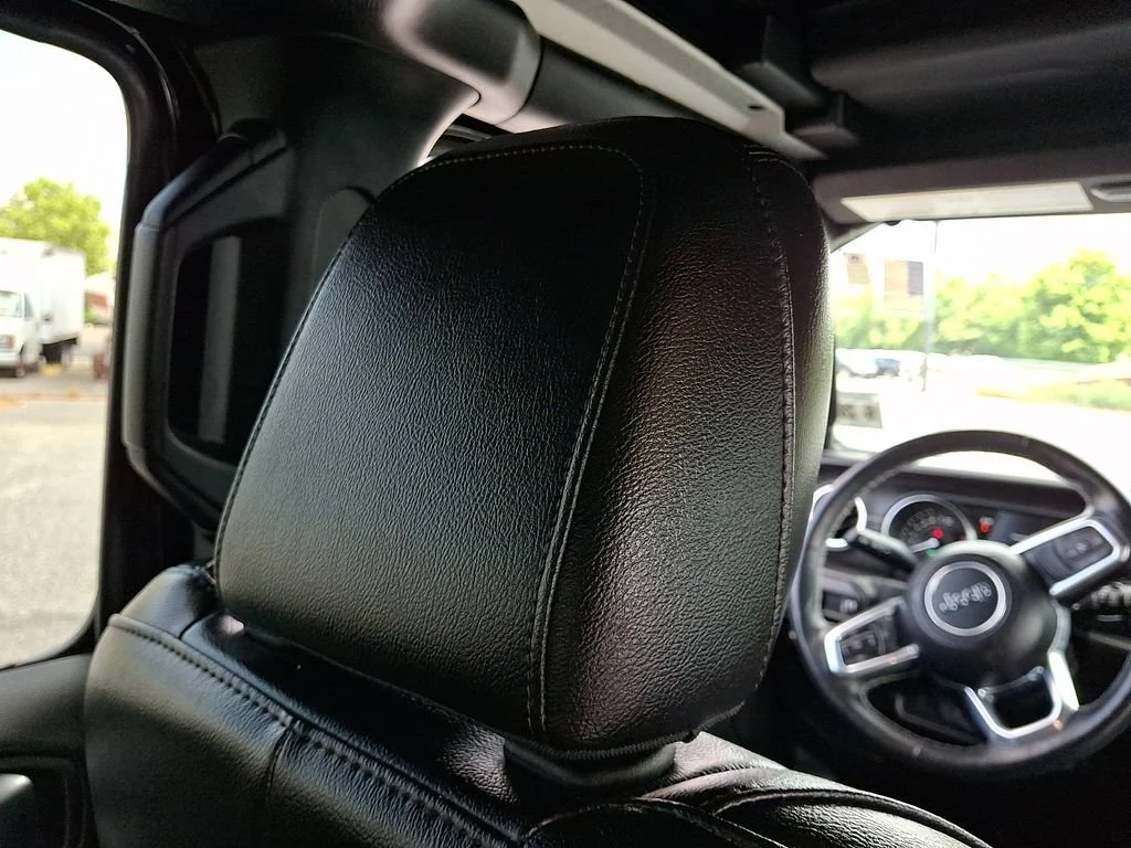 Used 2023 Black Clearcoat Jeep Sahara image 14