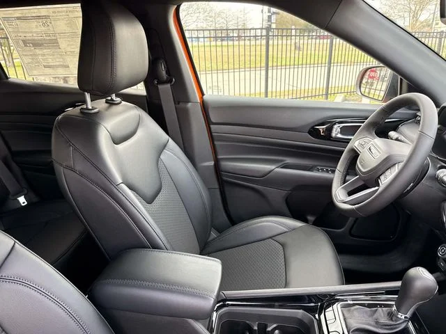 New 2026 Orange Jeep Latitude image 23