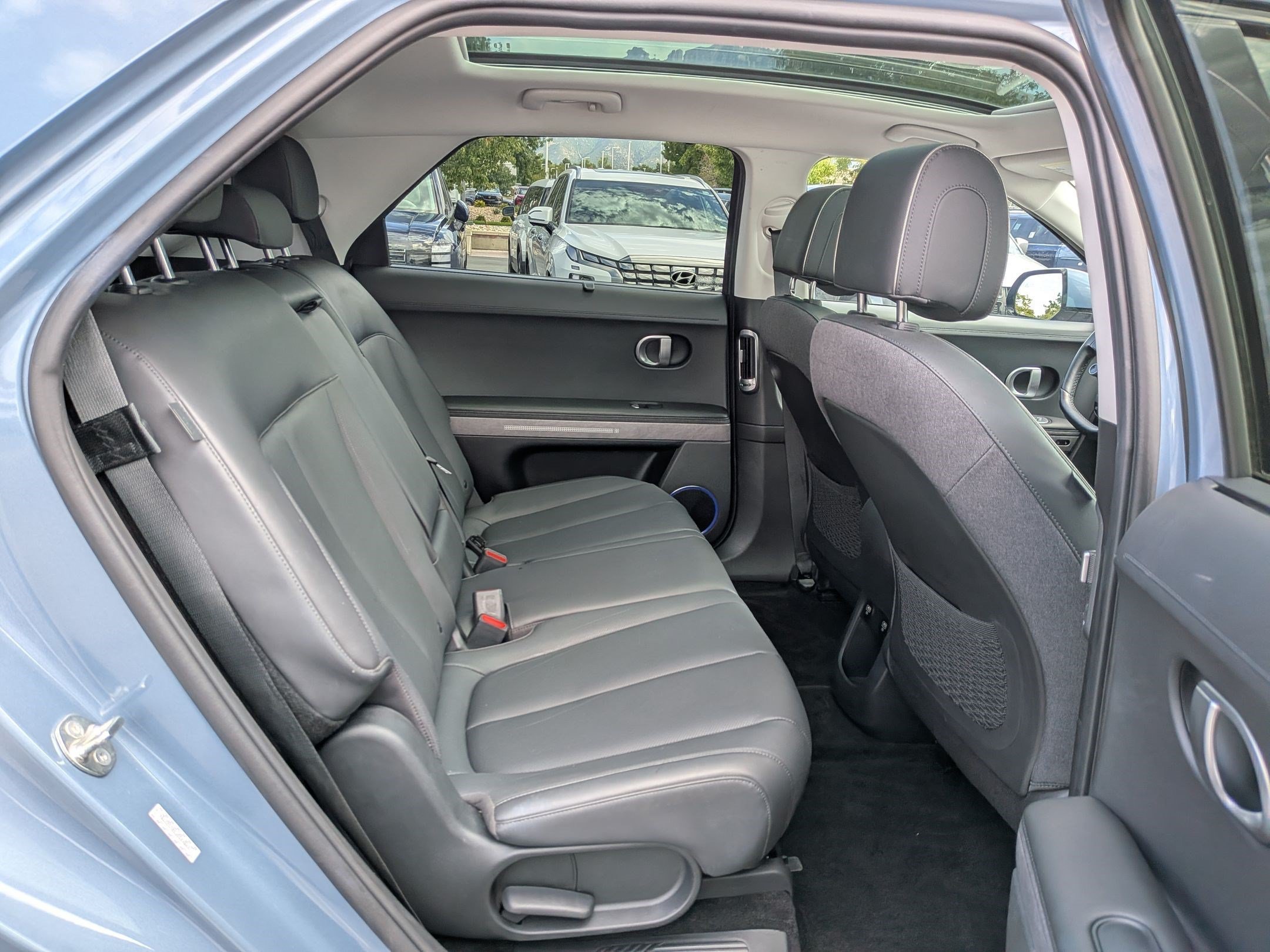 2024 Hyundai IONIQ 5 Limited - Photo 31