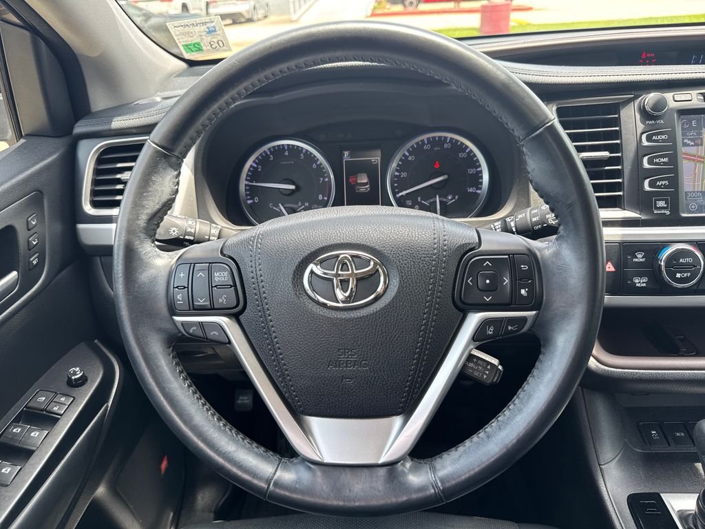 Used 2018 Gray Toyota Limited image 21