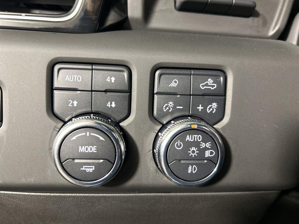 Used 2023 Titanium GMC Denali image 24