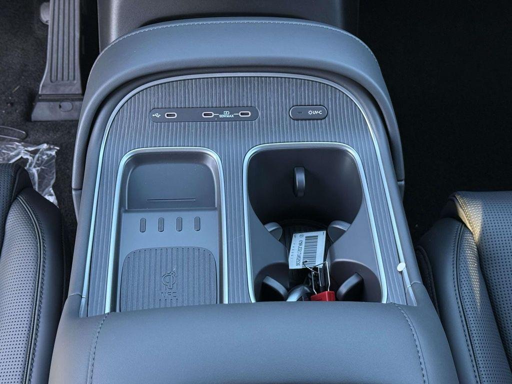 New 2026 Titan Green Hyundai Calligraphy AWD image 22